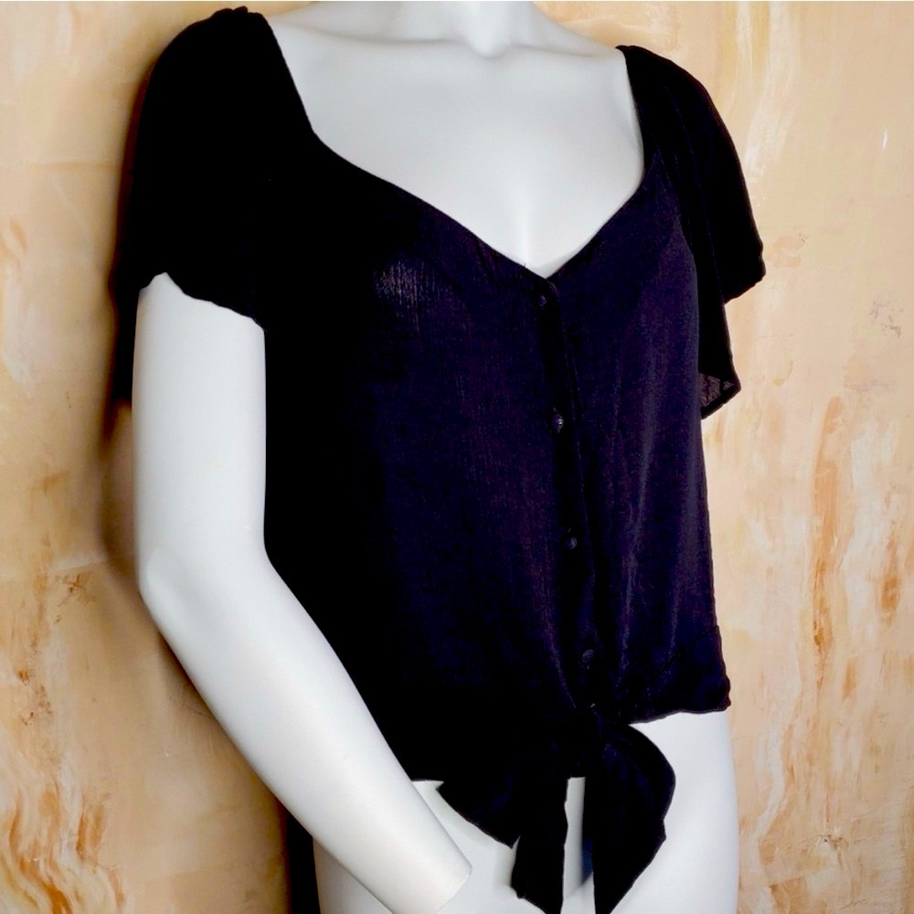 Gypsies & Moondust Black crop top with tie knot